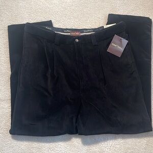 Men’s Oak Hill  Big & Tall Black Corduroy Slacks 44x32